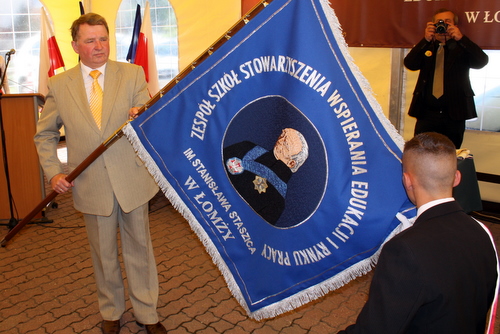 przekazanie sztandaru młodzieży