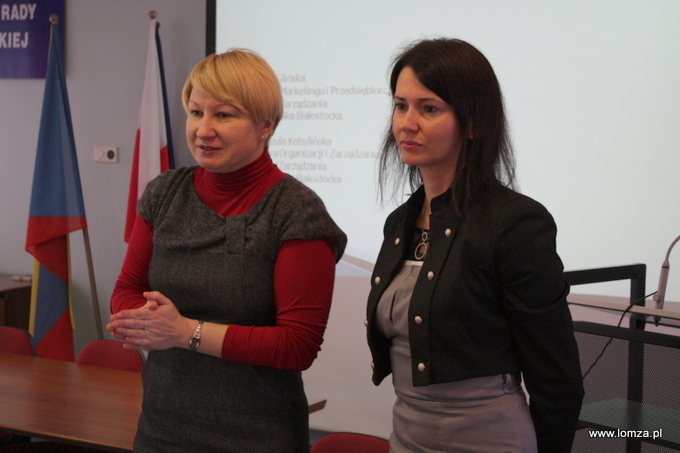 dr Ewa Glińska i dr Urszula Kobylińska przeprowadziły wywiad grupowy w ratuszu