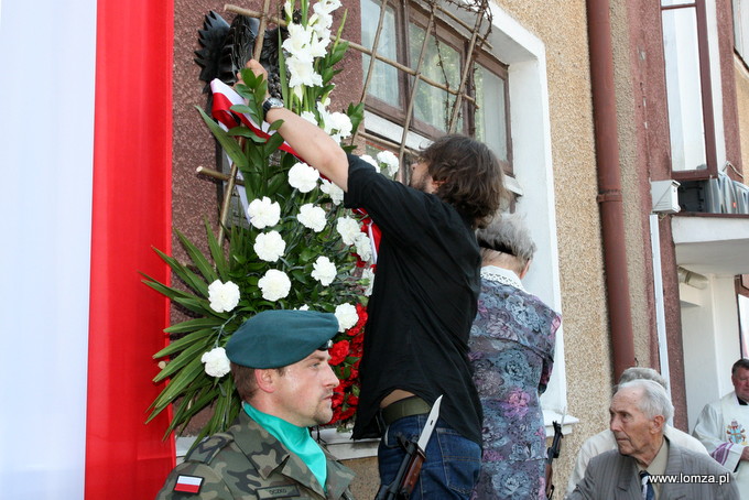 odsłonięcie tablicy memoratywnej na budynku byłego PUBP przy ul. Nowogrodzkiej 5