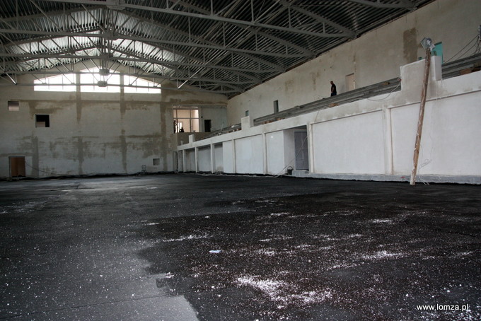 wnętrze nowej sali gimnastycznej przy II LO