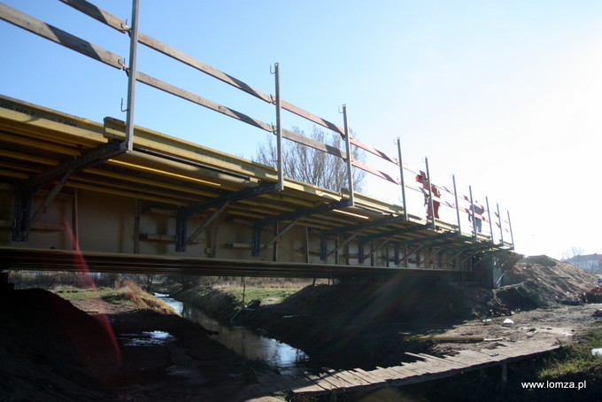 most na rzece Łomżyczka w ciągu ulicy Browarnej