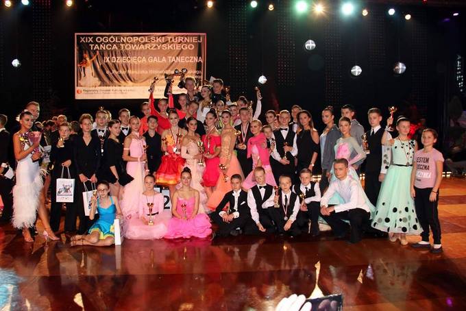 Uczestnicy XIX Ogólnopolskiego Turnieju Tańca Towarzyskiego