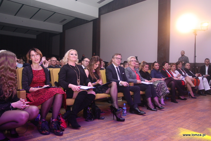 Jury obradowało w dwunastoosobowym składzie