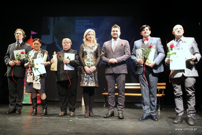 laureaci nagród Prezydenta Łomży za szczególne dokonania w dziedzinie kultury 