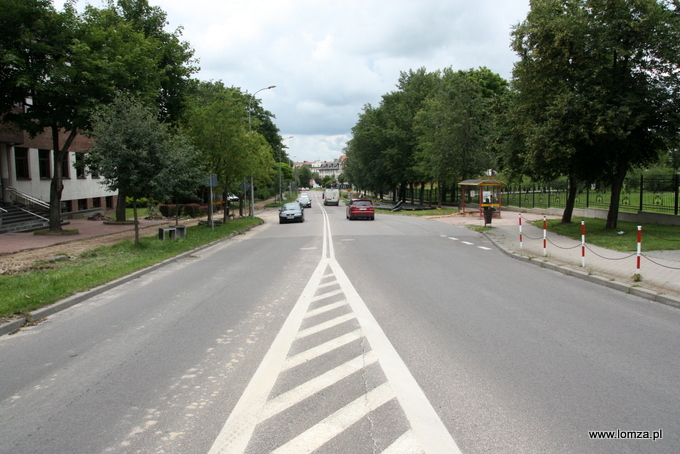 ulica Polowa - jeszcze z ruchem pojazdów samochodowych