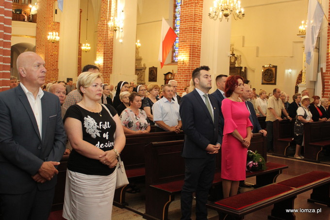 W jubileuszowych uroczystościach wziął udział prezydent Łomży Mariusz Chrzanowski oraz posłowie: Bernadeta Krynicka i Lech Kołakowski 