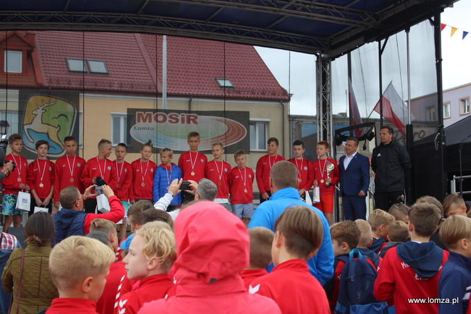 Na Starym rynku odbyło się też zakończenie Międzynarodowego Turnieju Piłki Nożnej Chłopców "Łomża Cup". 