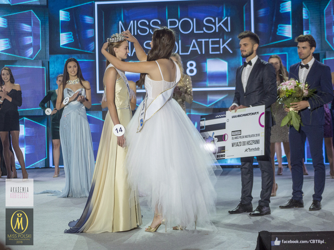 Zuzanna Poteraj z koroną Miss Polski Nastolatek (fot. Paweł Wądołowski)