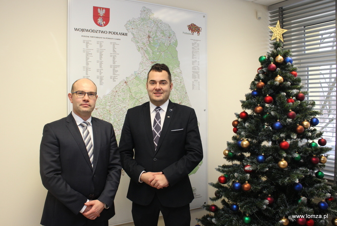 Marszałek Województwa Podlaskiego Artur Kosicki i Prezydent Miasta Łomża Mariusz Chrzanowski