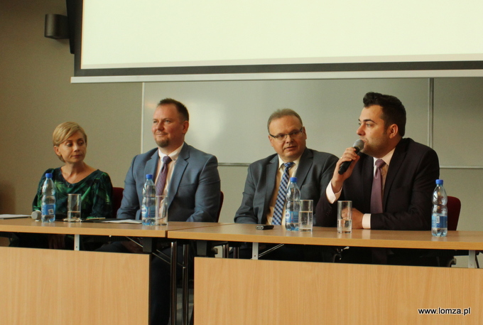 Debata odbyła się z okazji 15-lecia Polski w UE