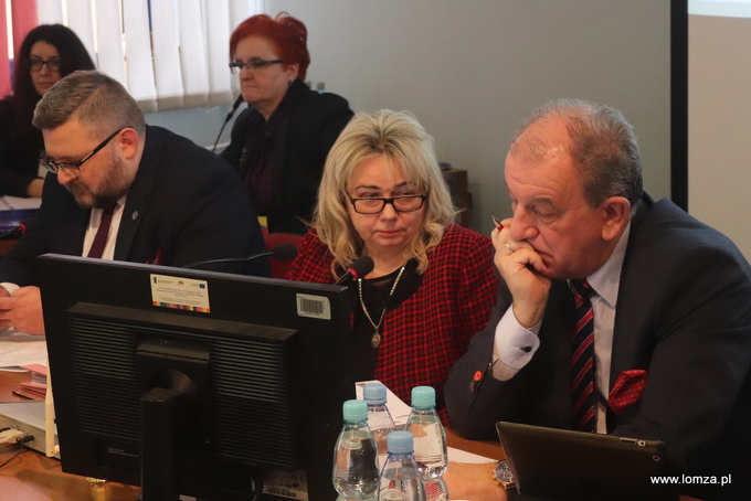 Alicja Konopka poprowadziła obrady XX sesji Rady Miejskiej Łomży 