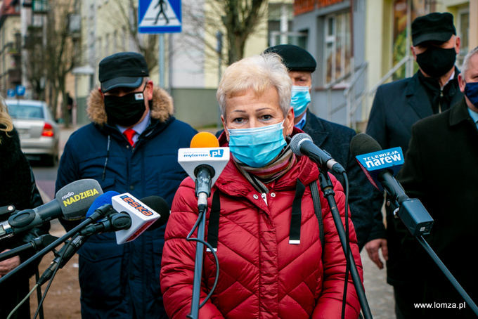 zastępca dyrektora Powiatowego Urzędu Pracy Elżbieta Olejniczak-Bazydło