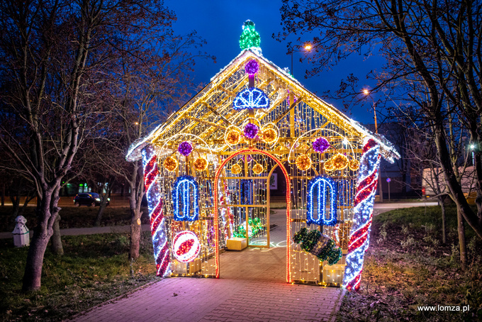 iluminacje świąteczne w Parku Jana Pawła II - Papieża Pielgrzyma w Łomży