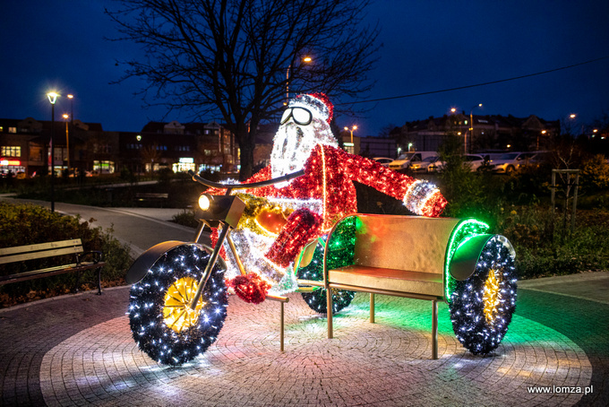 iluminacje świąteczne w Parku Jana Pawła II - Papieża Pielgrzyma w Łomży