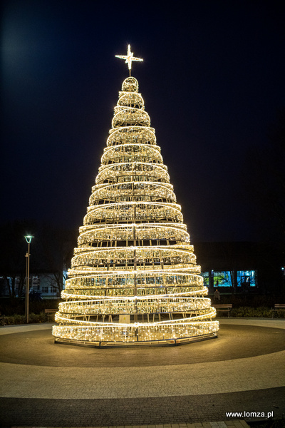 iluminacje świąteczne w Parku Jana Pawła II - Papieża Pielgrzyma w Łomży