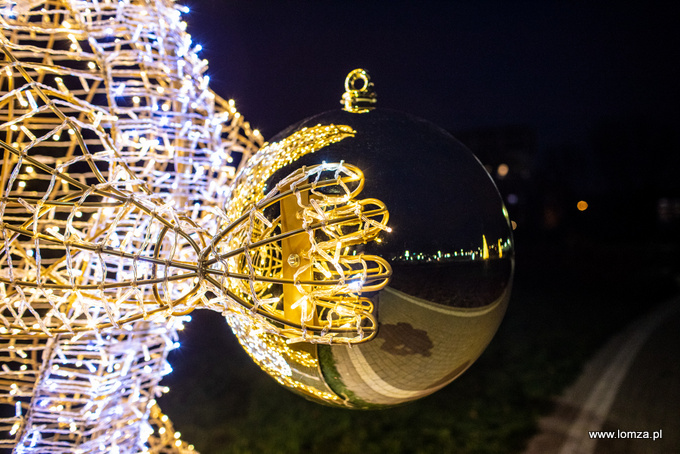 iluminacje świąteczne w Parku Jana Pawła II - Papieża Pielgrzyma w Łomży