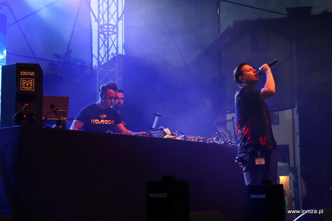 Komodo & Tomas Sykes