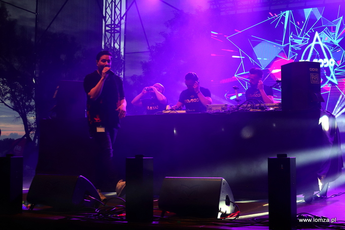Komodo & Tomas Sykes