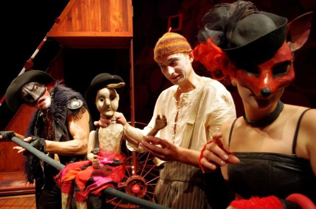 Teatr Lalki i Aktora w Łomży rozpoczął kolejny sezon teatralny 2011/2012