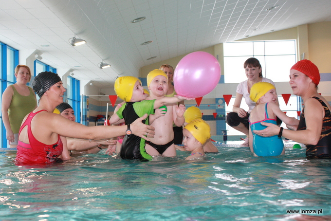 Ruszają bezpłatne zajęcia pływania dla najmłodszych