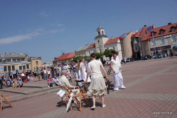 Teatralne atrakcje w plenerze