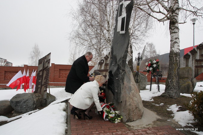 Łomża uczciła pamięć Sybiraków oraz ofiar Zbrodni Katyńskiej i Katastrofy Smoleńskiej
