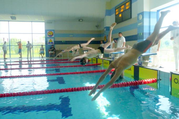 Pierwsze ogólnopolskie zawody pływackie w Łomży