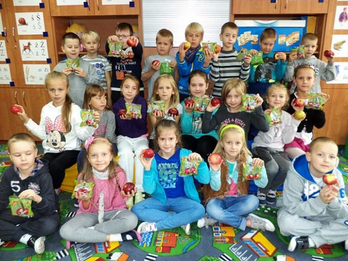 Łomżyńska „dwójka” w europejskim programie - „Owoce i warzywa w szkole”