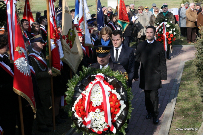Łomża uczciła pamięć Sybiraków, Ofiar Zbrodni Katyńskiej i Katastrofy Smoleńskiej