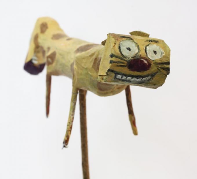 Kukiełki z papier mache w Galerii Bonar