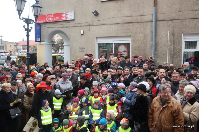 Łomżanie upamiętnili 100. rocznicę urodzin Hanki Bielickiej