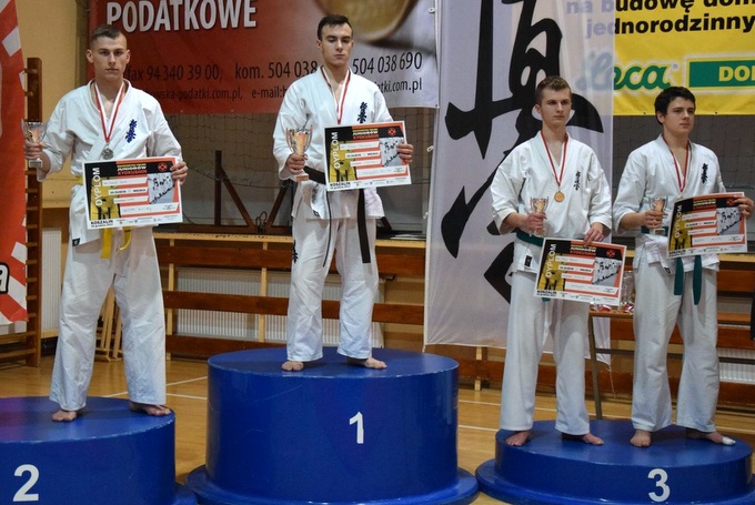 Mistrz Polski w karate z Łomży