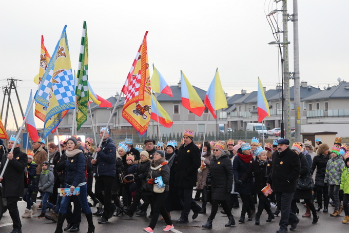 Orszak Trzech Króli przeszedł ulicami Łomży