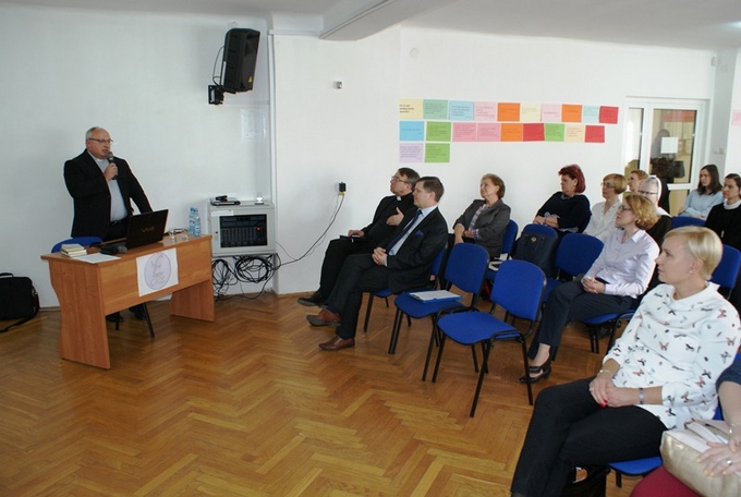 Konferencja edukacyjna na temat wartości