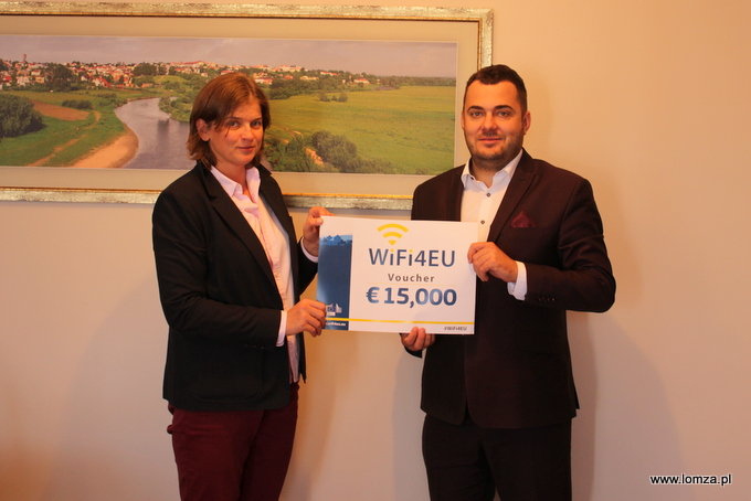 Ponad 60 tys. zł na WiFi dla Łomży