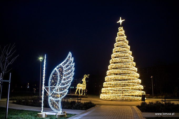 Świąteczny wystrój Parku Jana Pawła II już oczarowuje mieszkańców