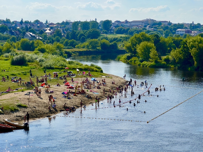 Kąpiele na miejskiej plaży ponownie bezpieczne