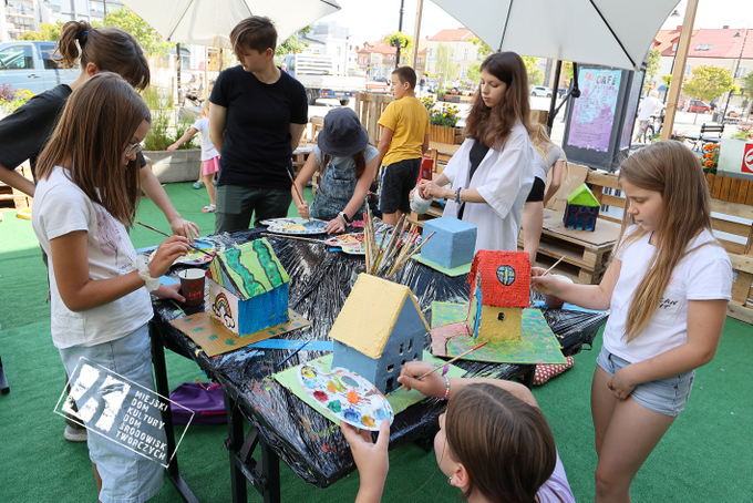 MDK-DŚT zaprasza na otwarcie dziecięcej wystawy poplenerowej do Galerii Bonar