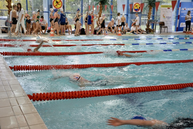 Zniżki na korzystanie z pływalni przez kluby pływackie